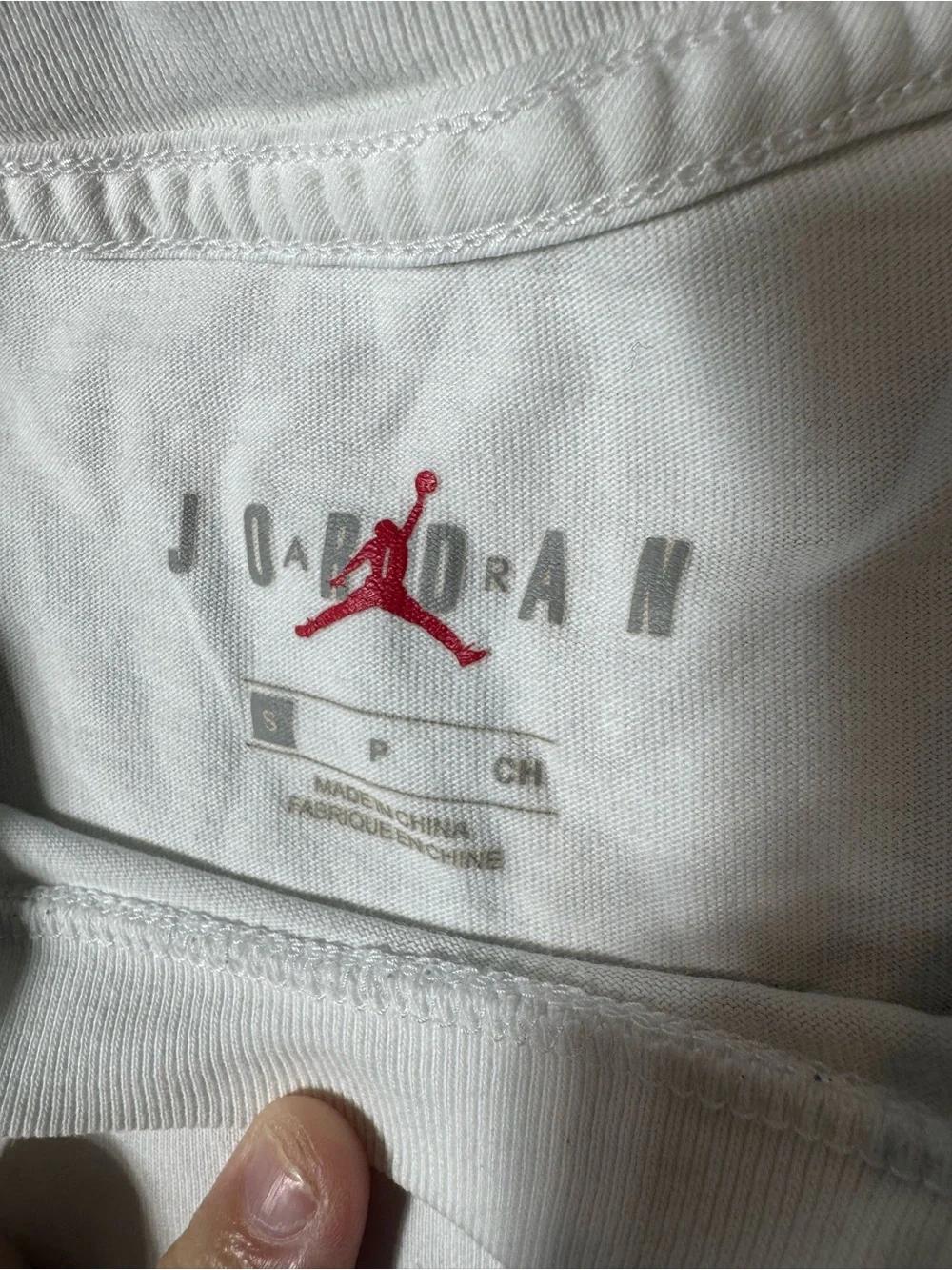 Nike Air Jordan Men's White Graphic Arched Chest Logo Tee Size S